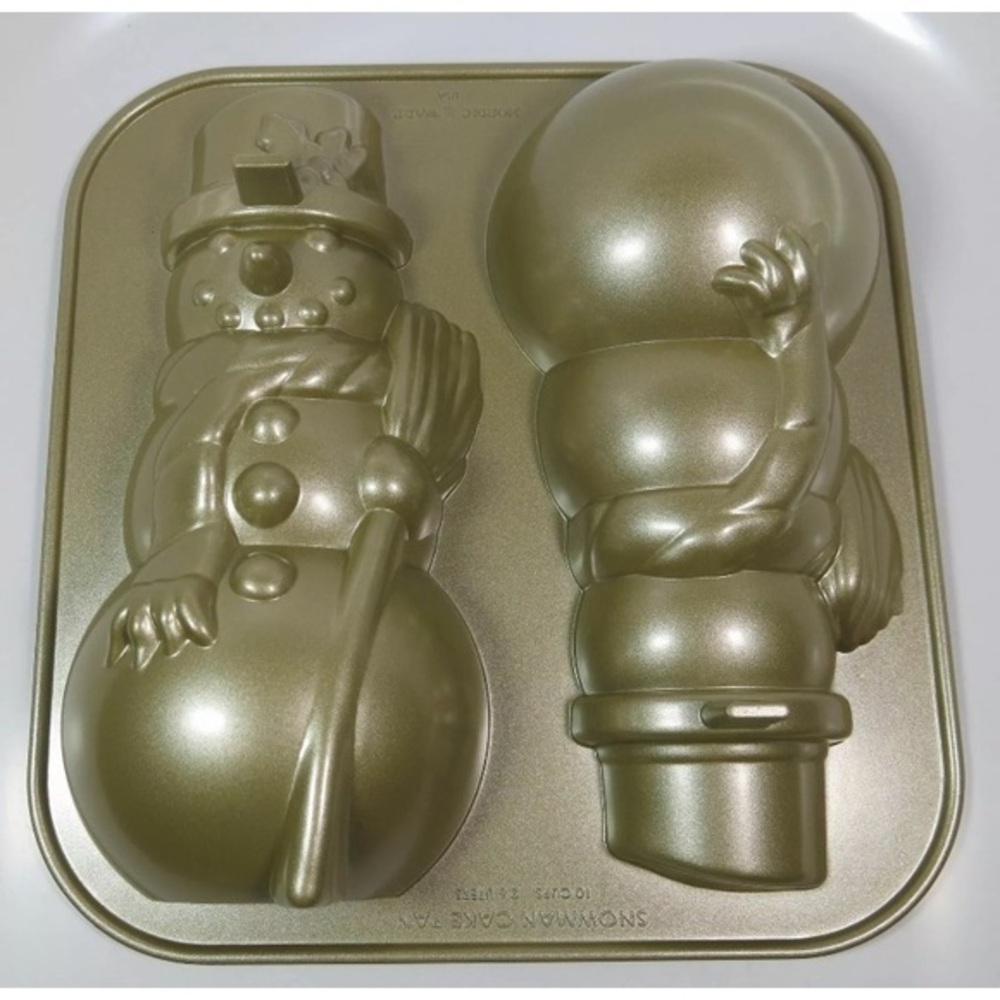 Nordic Ware Williams -Sonoma 3-D Snowman Cake Pan Mold NWT